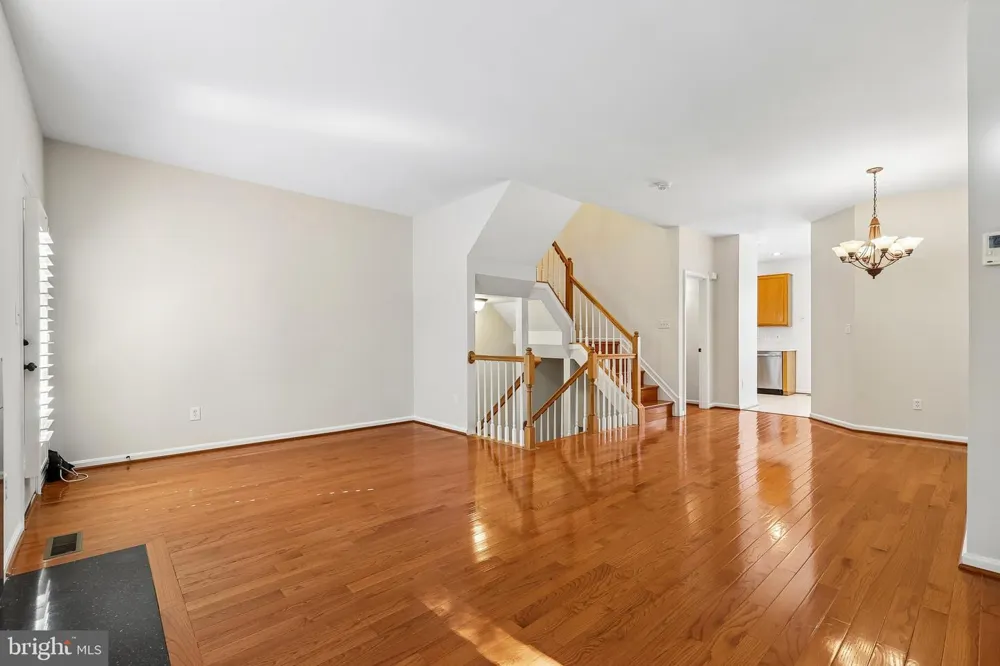 45553 READING TERRACE Sterling, VA 20166