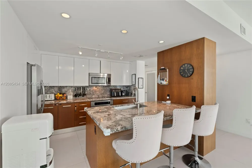 7935 East Dr #1401 North Bay Village, FL 33141