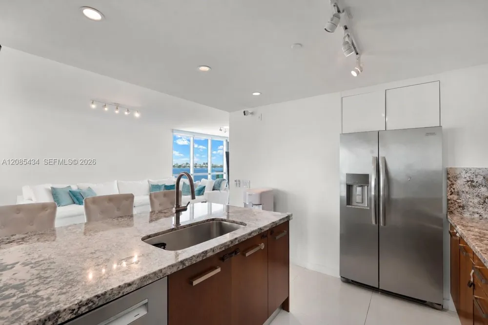 7935 East Dr #1401 North Bay Village, FL 33141