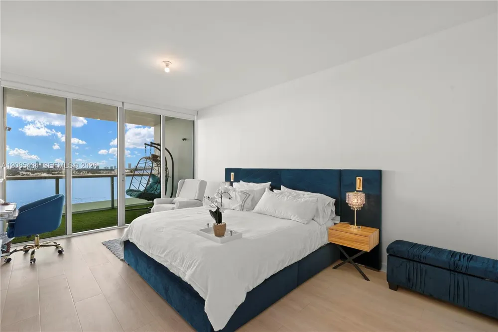 7935 East Dr #1401 North Bay Village, FL 33141