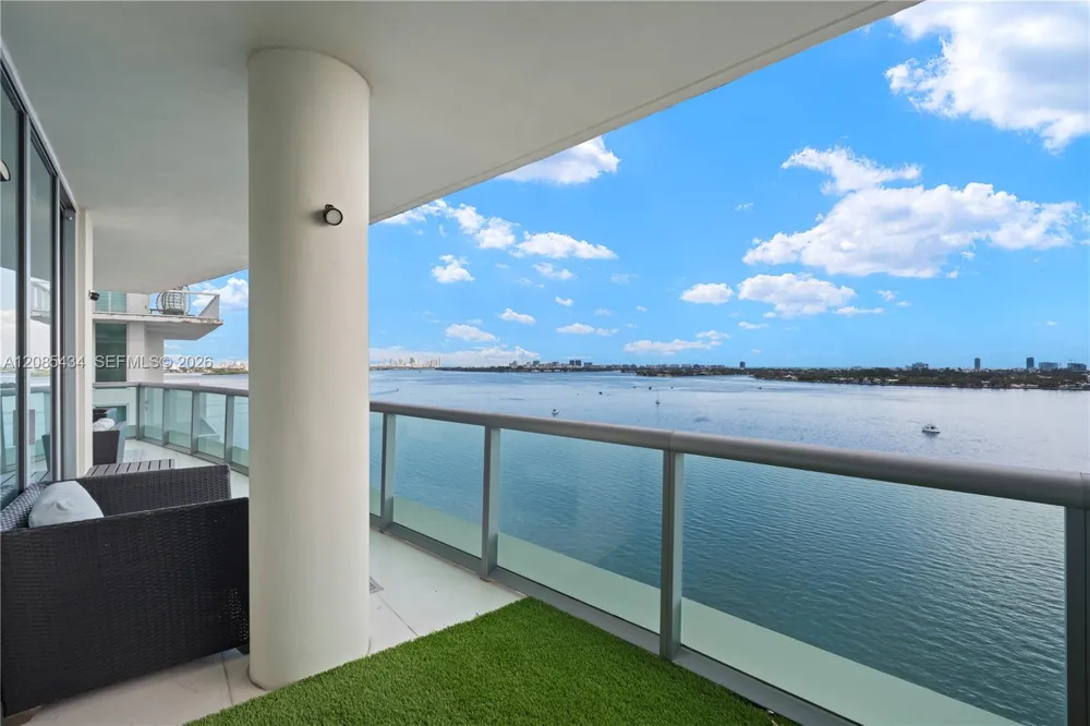 7935 East Dr #1401 North Bay Village, FL 33141