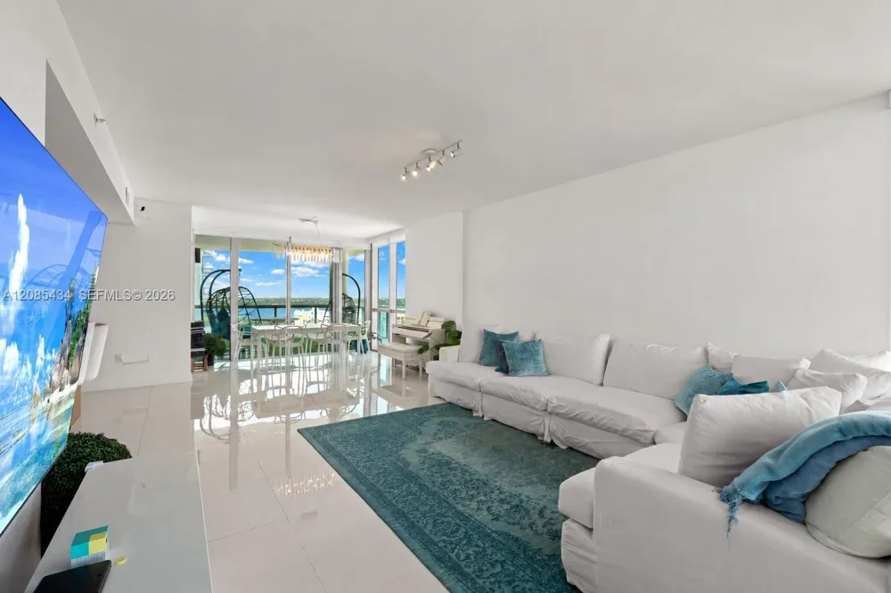 7935 East Dr #1401 North Bay Village, FL 33141