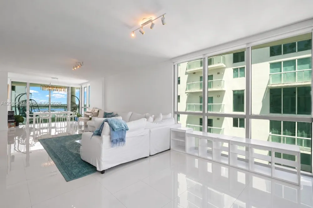 7935 East Dr #1401 North Bay Village, FL 33141
