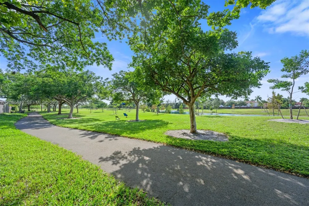 7230 NW 174th Ter #204 Hialeah, FL 33015