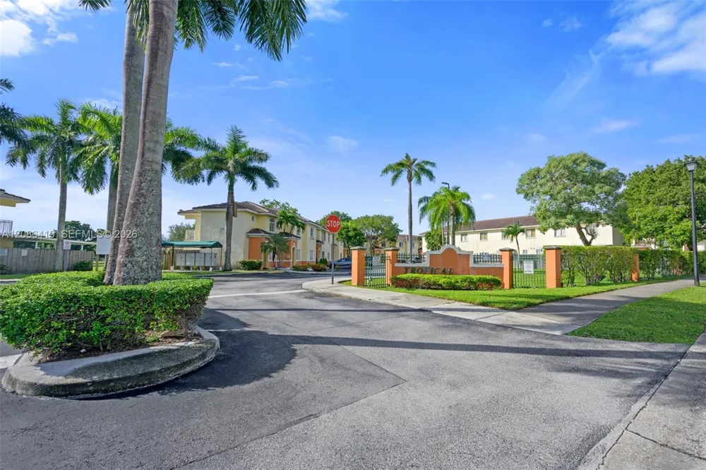7230 NW 174th Ter #204 Hialeah, FL 33015
