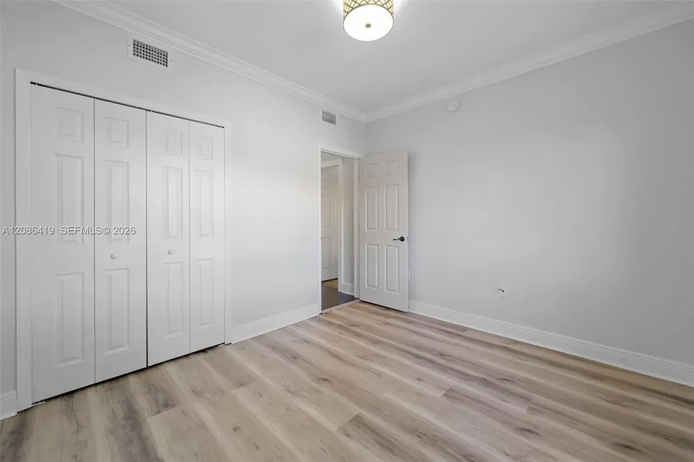 7230 NW 174th Ter #204 Hialeah, FL 33015