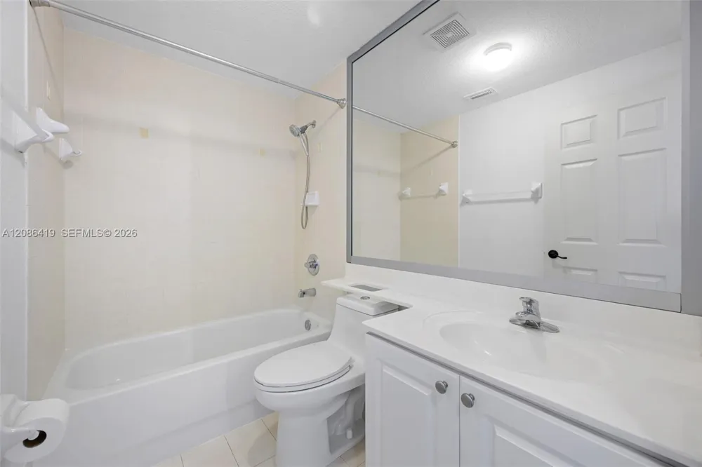 7230 NW 174th Ter #204 Hialeah, FL 33015
