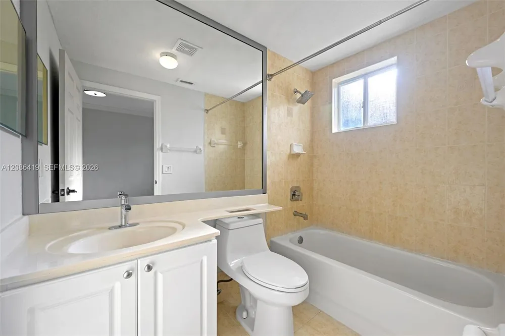 7230 NW 174th Ter #204 Hialeah, FL 33015