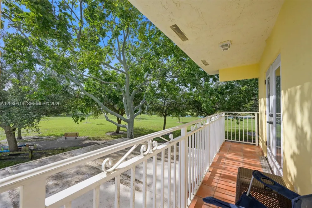 7230 NW 174th Ter #204 Hialeah, FL 33015