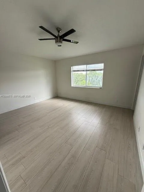 9530 E Plum Harbor Way Tamarac, FL 33321