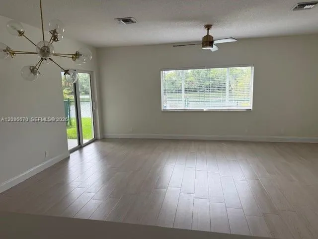 9530 E Plum Harbor Way Tamarac, FL 33321