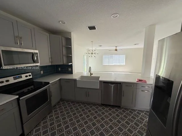 9530 E Plum Harbor Way Tamarac, FL 33321