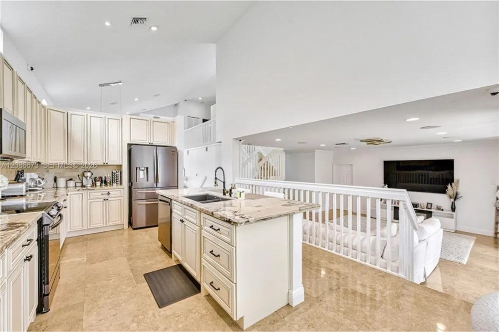 1500 SW 171st Ter Pembroke Pines, FL 33027
