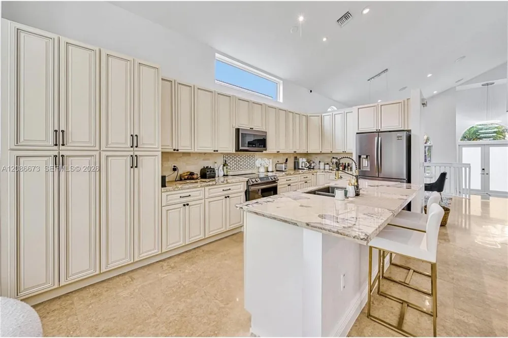 1500 SW 171st Ter Pembroke Pines, FL 33027