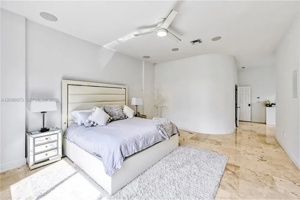 1500 SW 171st Ter Pembroke Pines, FL 33027