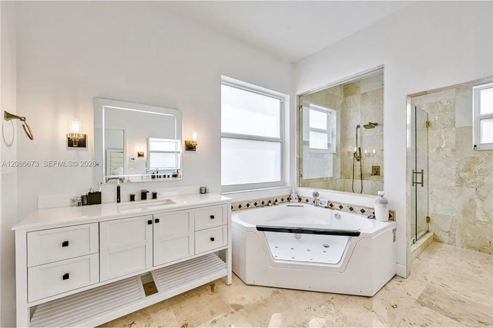 1500 SW 171st Ter Pembroke Pines, FL 33027