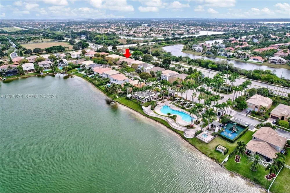 1500 SW 171st Ter Pembroke Pines, FL 33027