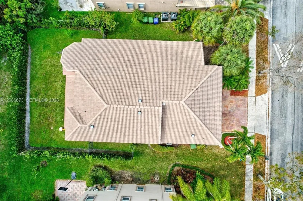 1500 SW 171st Ter Pembroke Pines, FL 33027