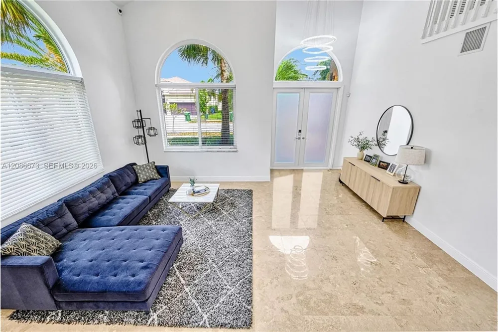 1500 SW 171st Ter Pembroke Pines, FL 33027