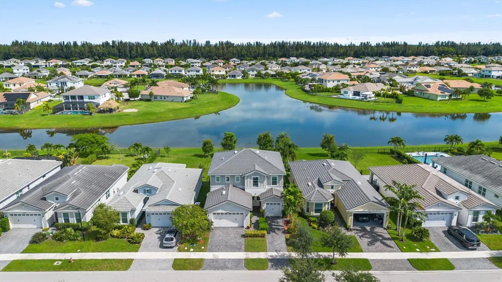 15055 Goldfinch Circle Westlake, FL 33470