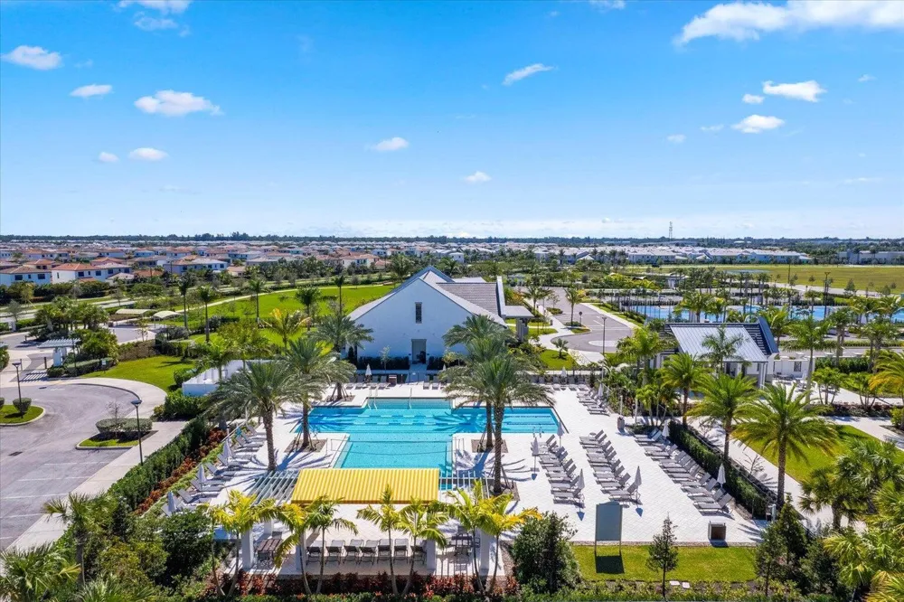 15055 Goldfinch Circle Westlake, FL 33470