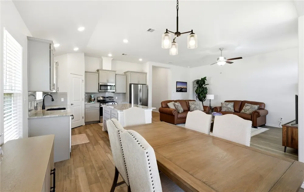 7805 Stampede Drive Corpus Christi, TX 78414