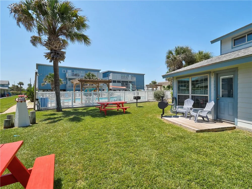 715 Beach Access Road 1a #1606 Port Aransas, TX 78373