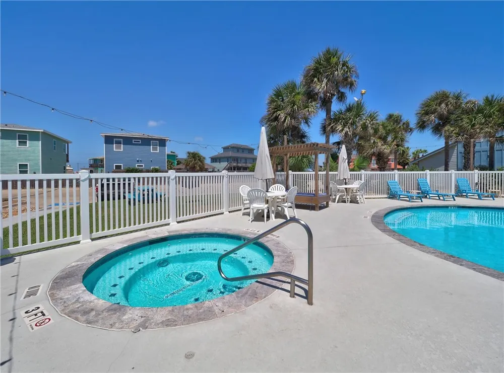 715 Beach Access Road 1a #1606 Port Aransas, TX 78373