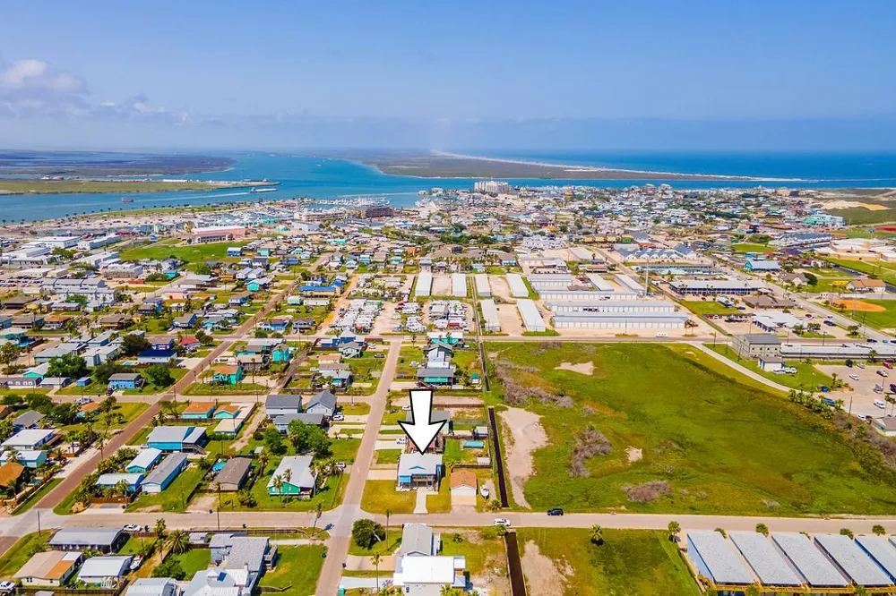 423 S 7th Street Port Aransas, TX 78373
