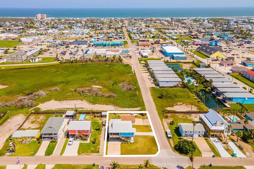 423 S 7th Street Port Aransas, TX 78373