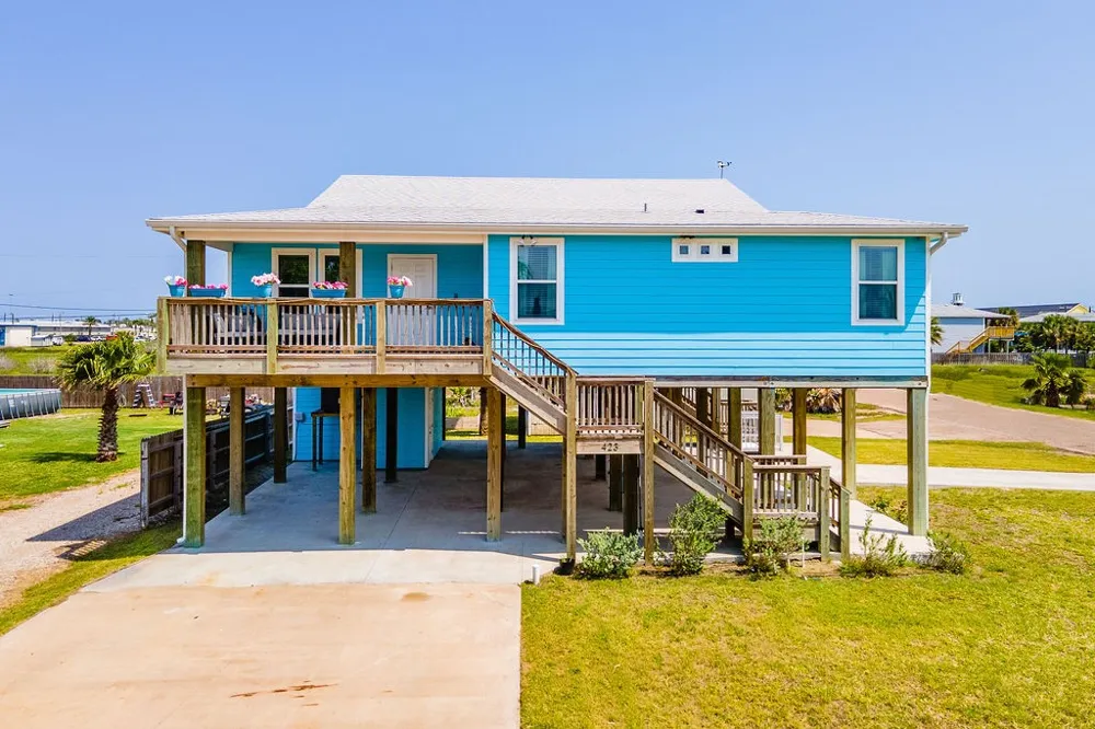 423 S 7th Street Port Aransas, TX 78373