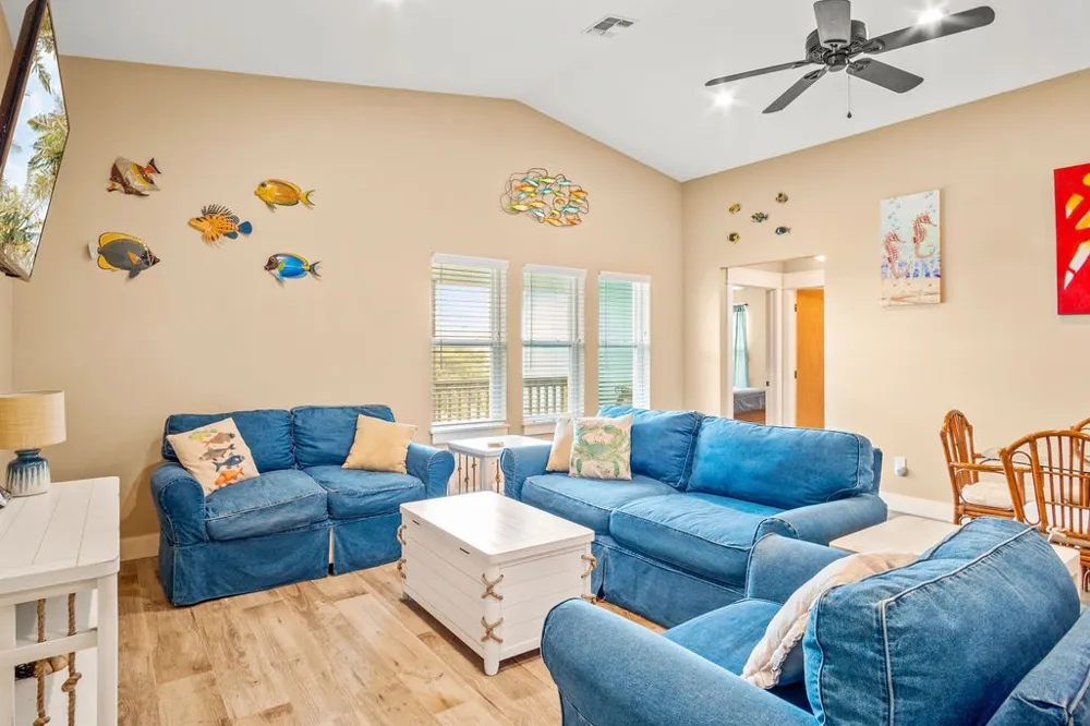 423 S 7th Street Port Aransas, TX 78373