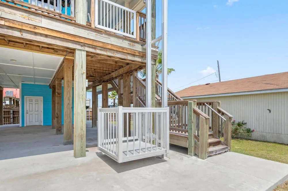 423 S 7th Street Port Aransas, TX 78373