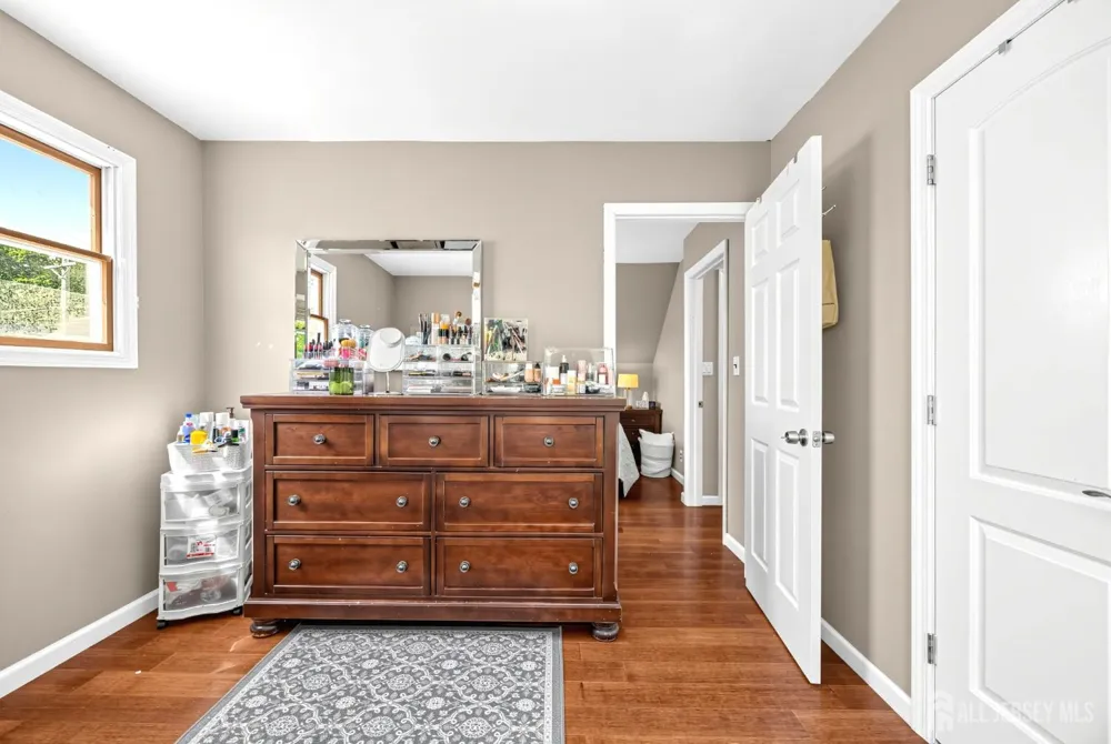 44 Livingston Avenue Avenel, NJ 07001