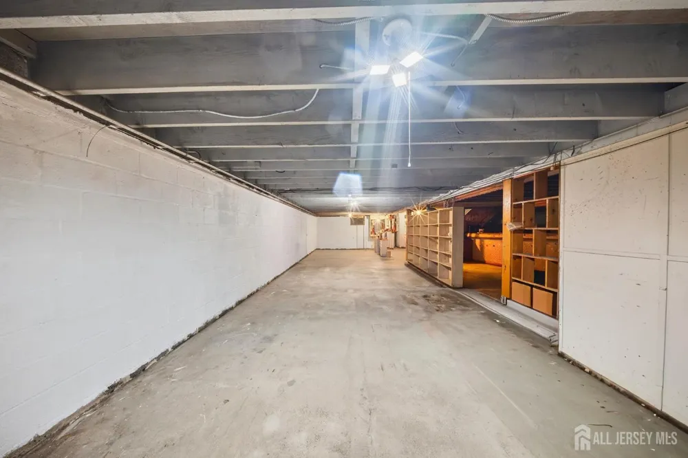 5 Lydecker Place Middlesex, NJ 08846