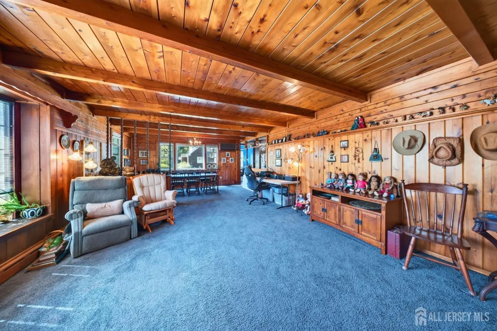 5 Lydecker Place Middlesex, NJ 08846