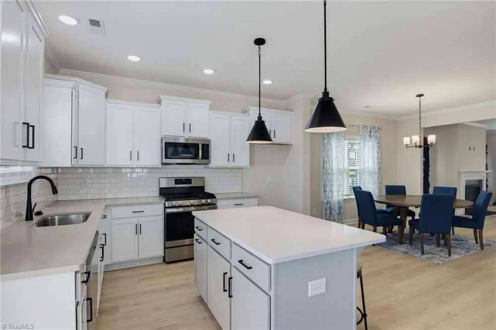 1403 Prospect Hill Street Kernersville, NC 27284