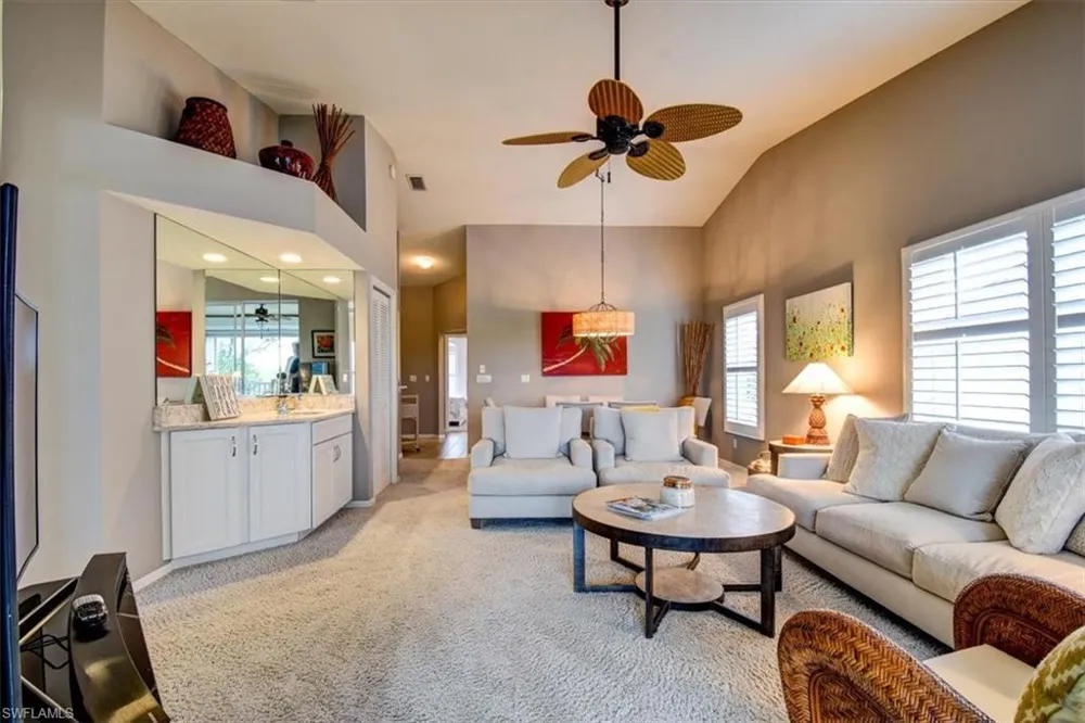 182 Newport Drive #1007 Naples, FL 34114