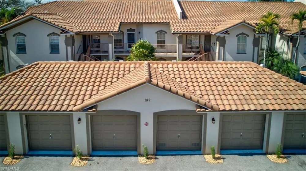 182 Newport Drive #1007 Naples, FL 34114