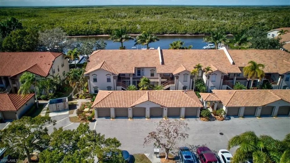 182 Newport Drive #1007 Naples, FL 34114