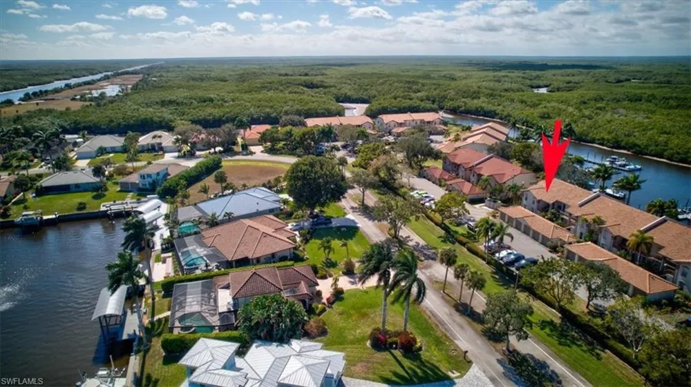 182 Newport Drive #1007 Naples, FL 34114