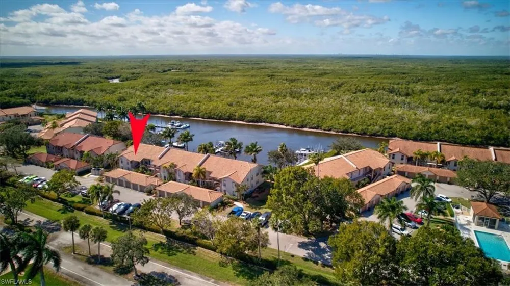 182 Newport Drive #1007 Naples, FL 34114