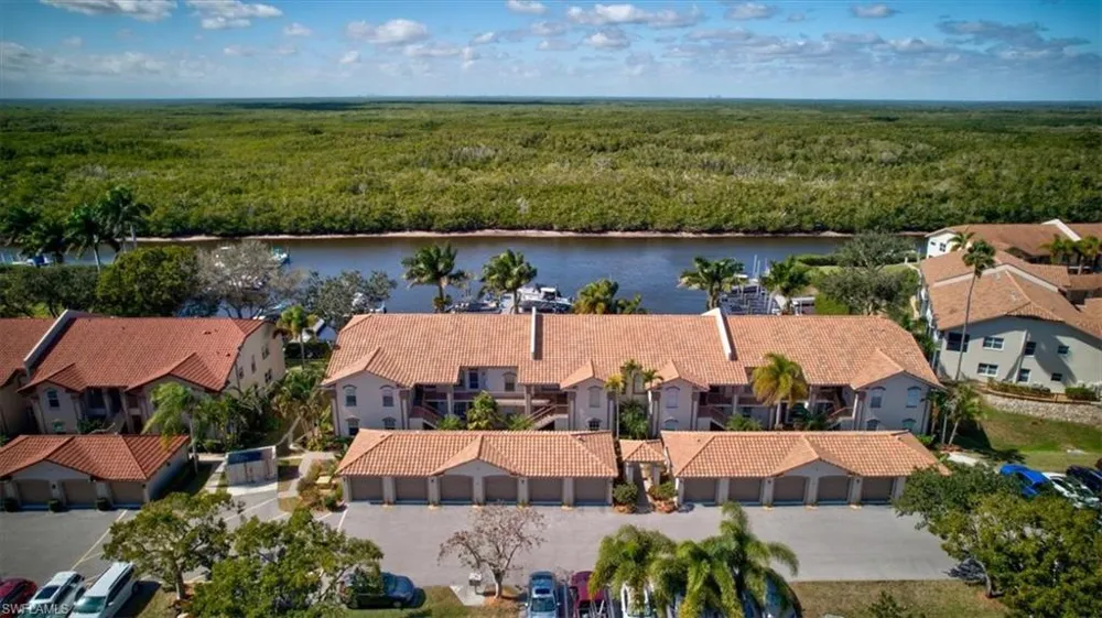 182 Newport Drive #1007 Naples, FL 34114
