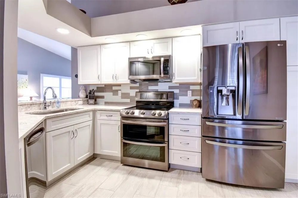 182 Newport Drive #1007 Naples, FL 34114