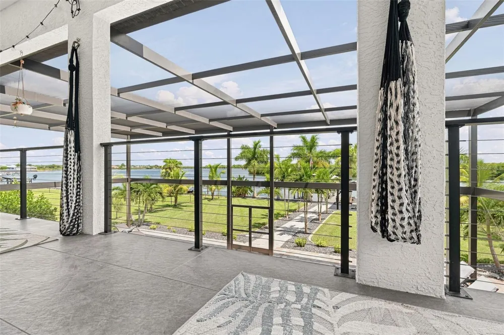 2424 HARBOUR DRIVE Punta Gorda, FL 33983