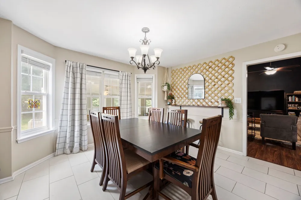 1508 Creekstone Dr Columbia, TN 38401