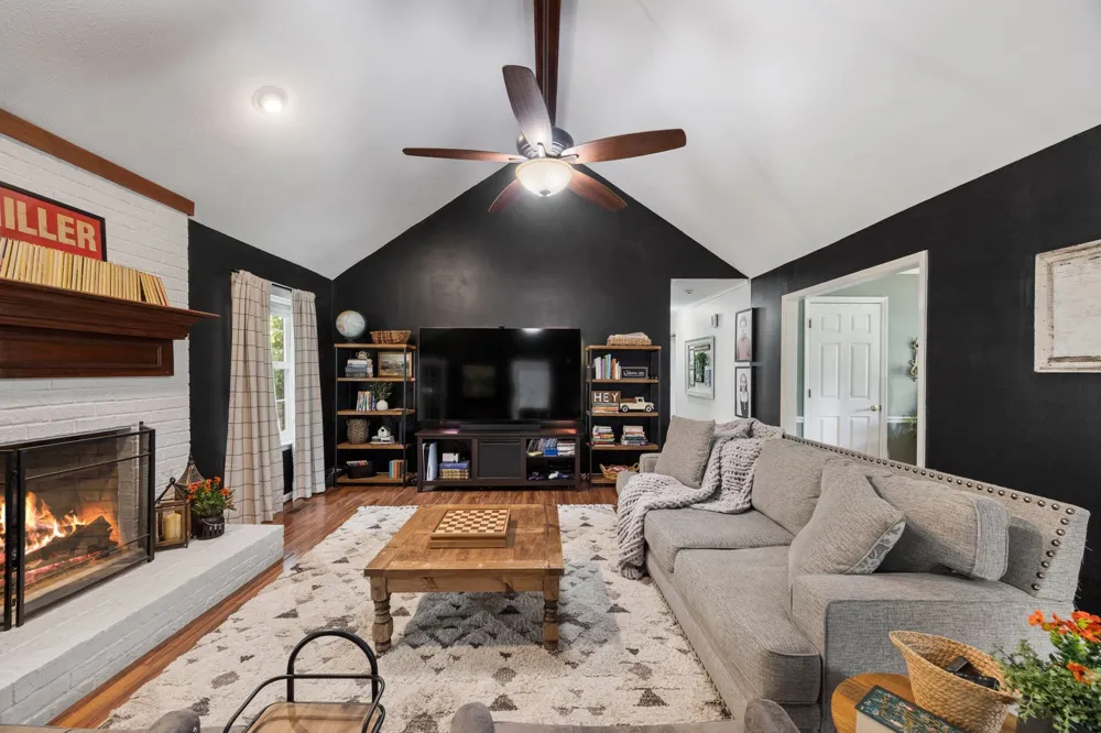 1508 Creekstone Dr Columbia, TN 38401