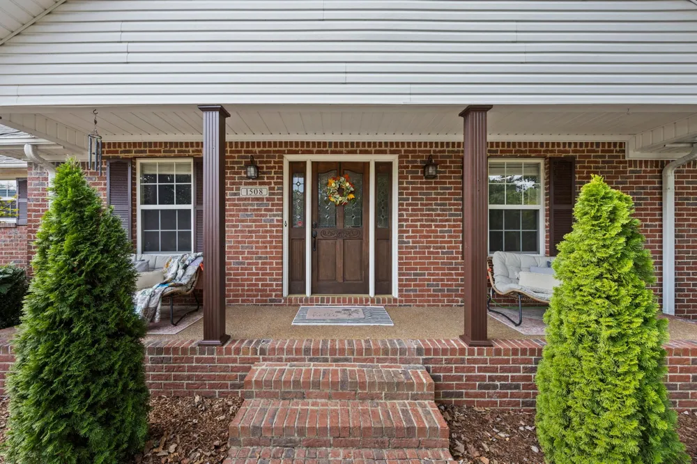 1508 Creekstone Dr Columbia, TN 38401