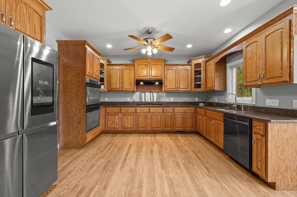 5036 Shoreview Drive Coloma Charter Township, MI 49038