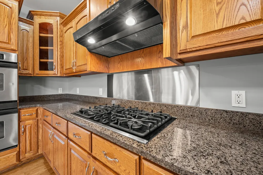 5036 Shoreview Drive Coloma Charter Township, MI 49038